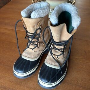 Practically new Sorel boots